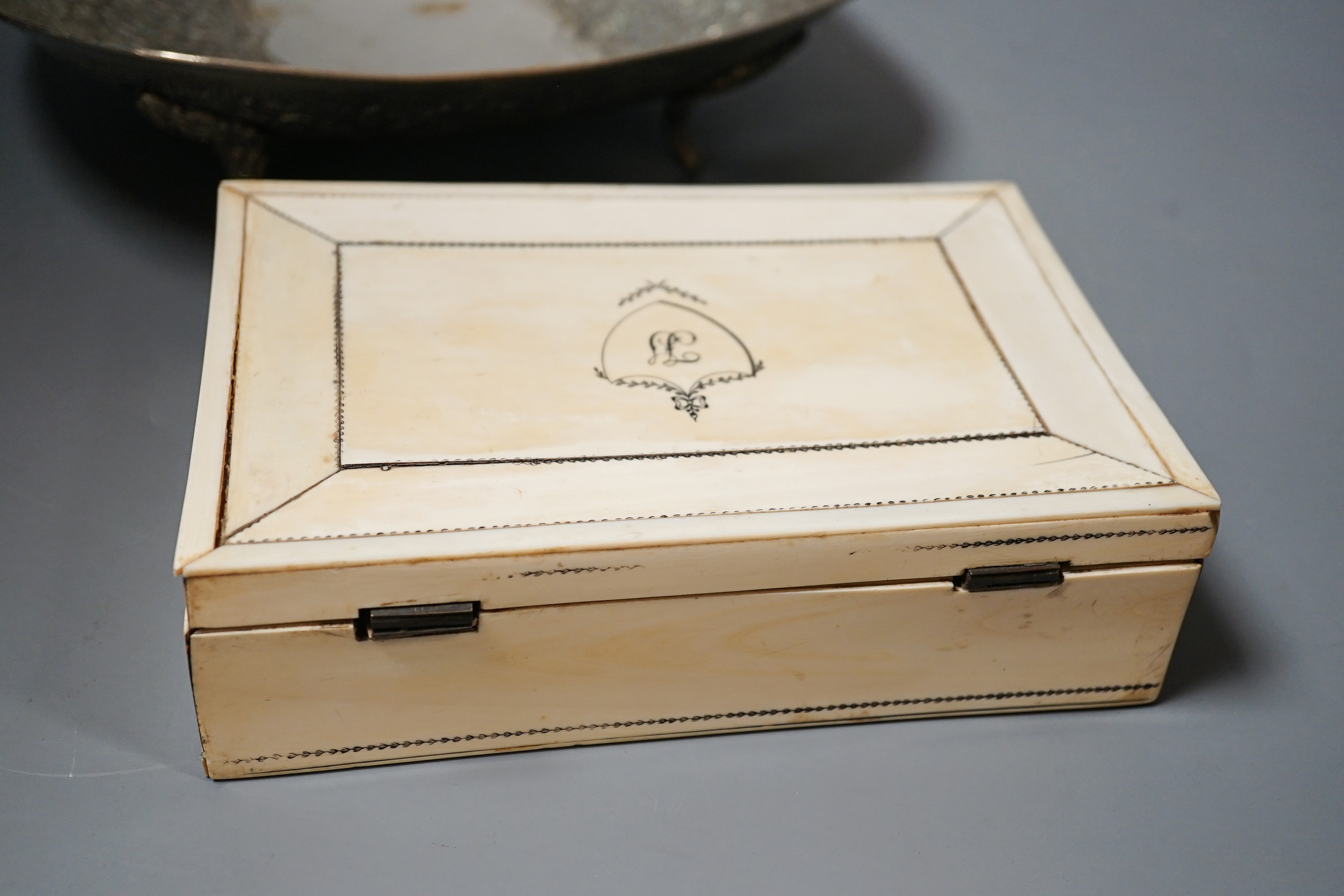 A Vizagapatam ivory veneered sandalwood box, 20.5cm and a metal dish